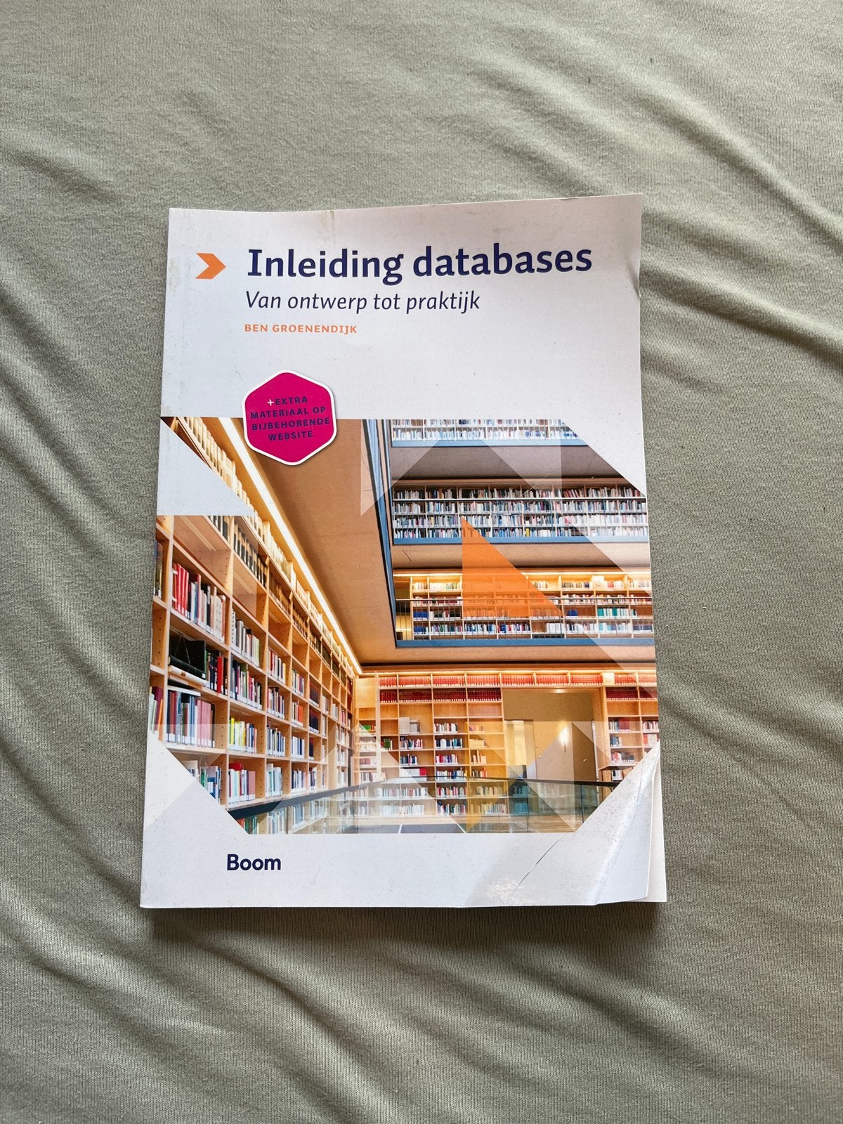 Inleiding databases - Van ontwerp tot praktijk, Verzenden, Beta, Zo goed als nieuw, MBO