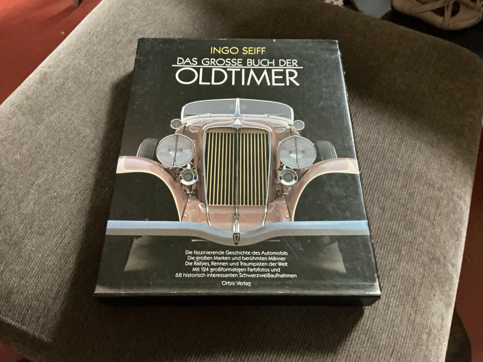 Das Grosse Buch der Oldtimer, Ophalen of Verzenden, Zo goed als nieuw, Algemeen
