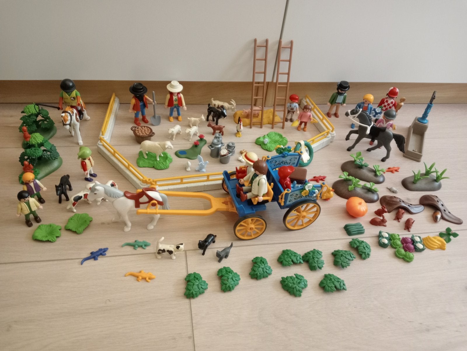 Playmobil boerderij paard en wagen manege groentetuin set, Ophalen of Verzenden, Gebruikt, Complete set