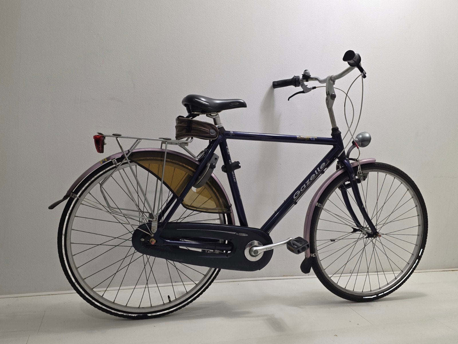Gazelle Orange City Bike f  28 inch good condition, Fietsen en Brommers, Ophalen, Gebruikt, Velgrem, Versnellingen