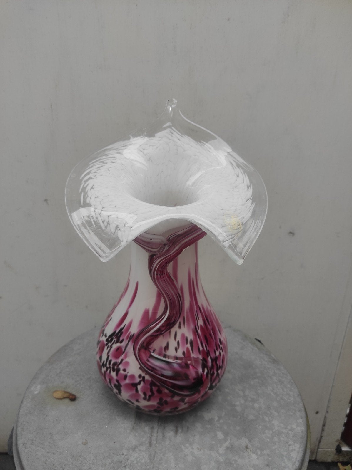 Mooie glazen vaas, roze en wit, 30 cm hoog, Ophalen