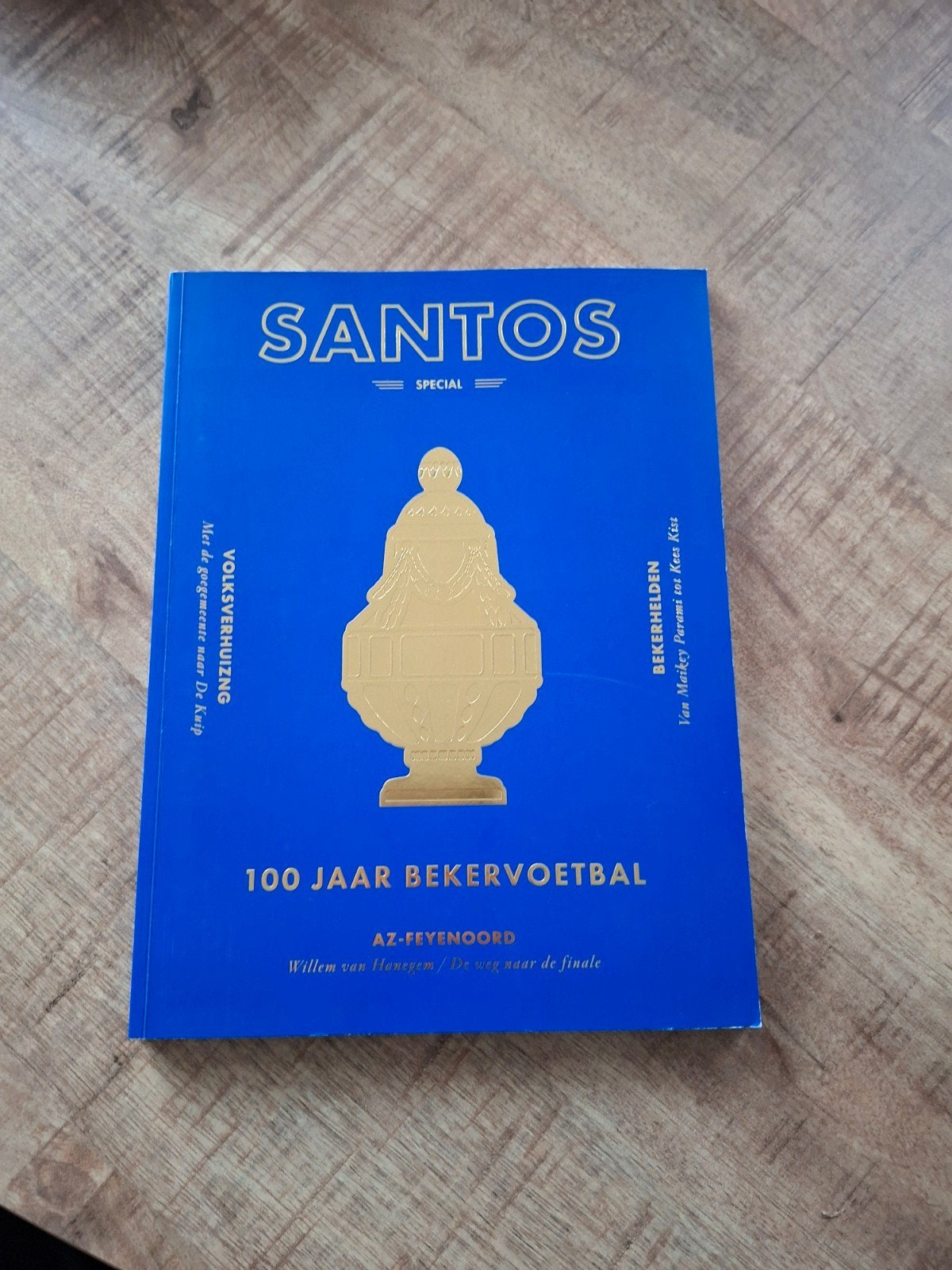 Santos Magazine : 100 jaar bekervoetbal, Ophalen of Verzenden, Boek of Tijdschrift