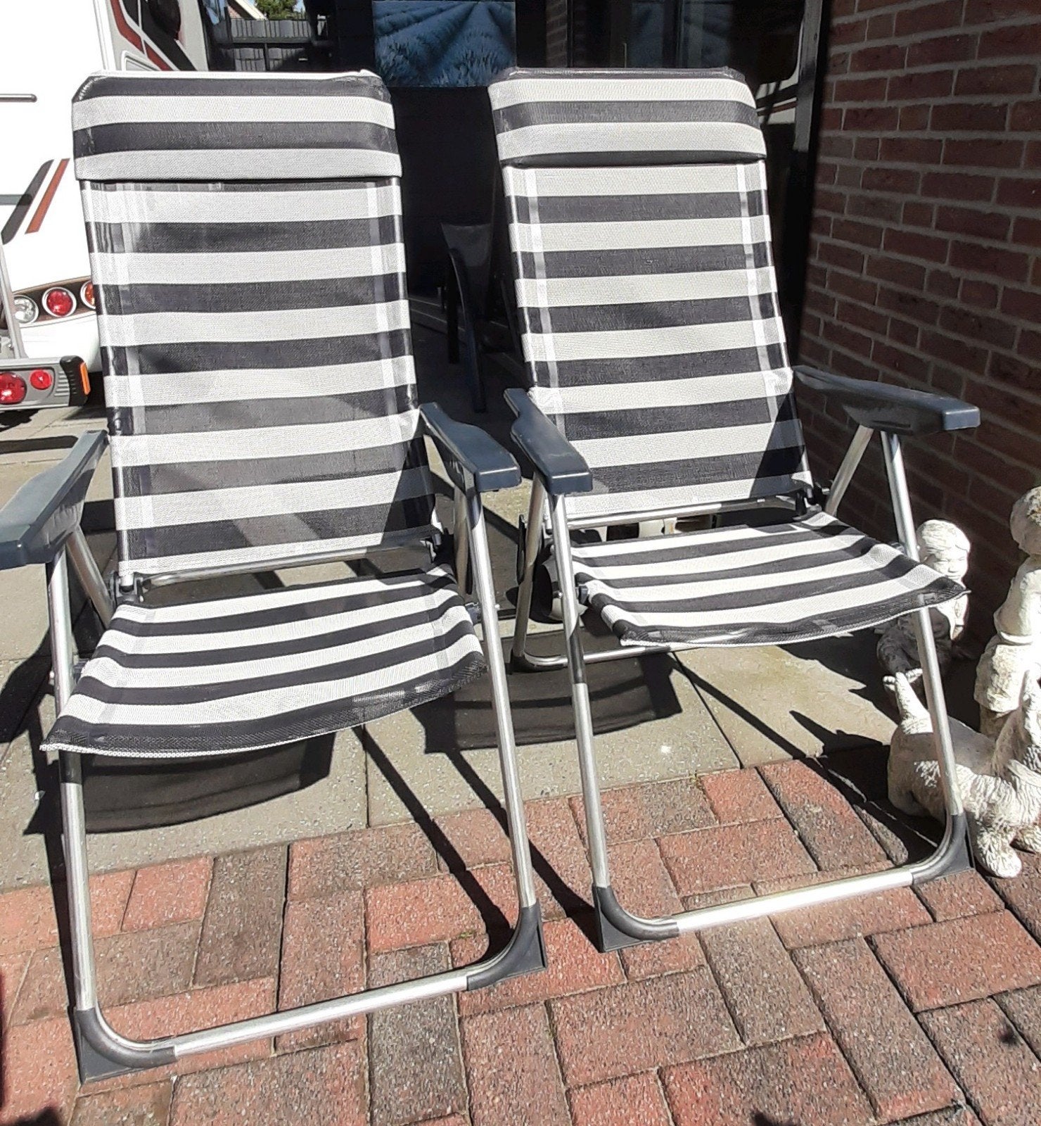 2 camping / camper stoelen  zwart grijs, Caravans en Kamperen, Ophalen, Zo goed als nieuw, Campingstoel
