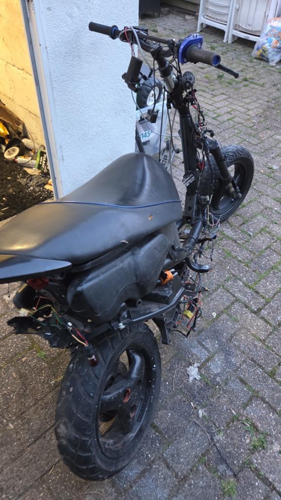Peugeot Vivacity 70cc met sport setup (project), Fietsen en Brommers, Brommers | Peugeot, Ophalen of Verzenden