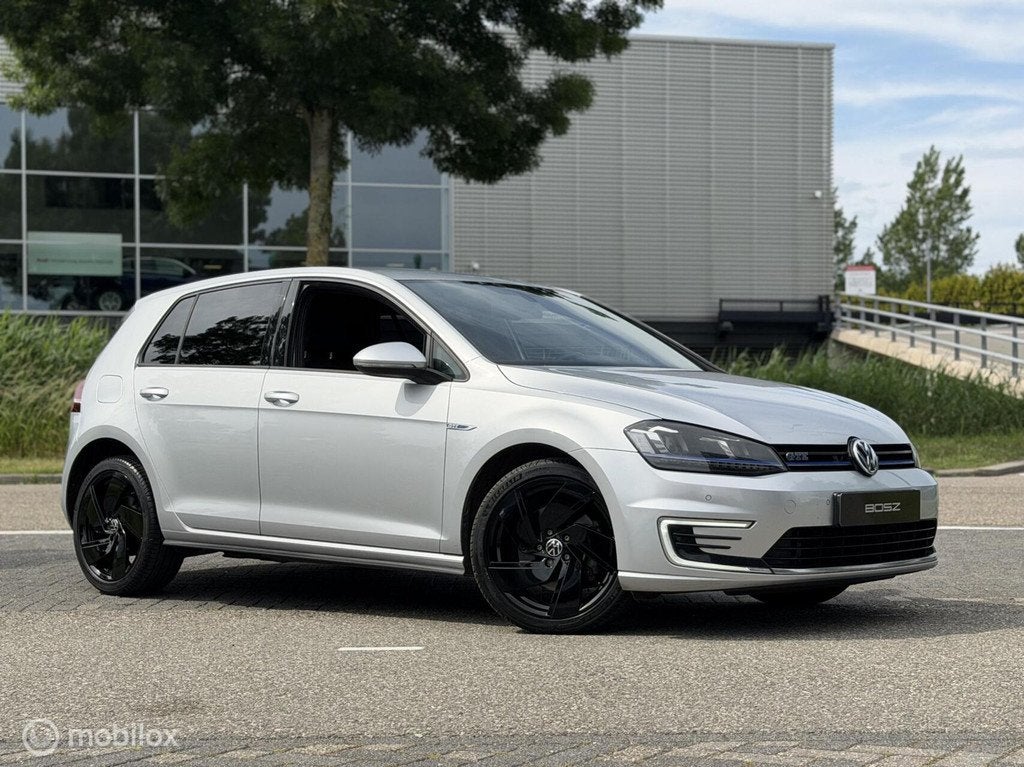 Volkswagen Golf 7 1.4 TSI GTE DSG ACC LED TREKHAAK NAP, Auto's, Volkswagen, Euro 6, 4 cilinders, Origineel Nederlands, Automatische klimaatregeling