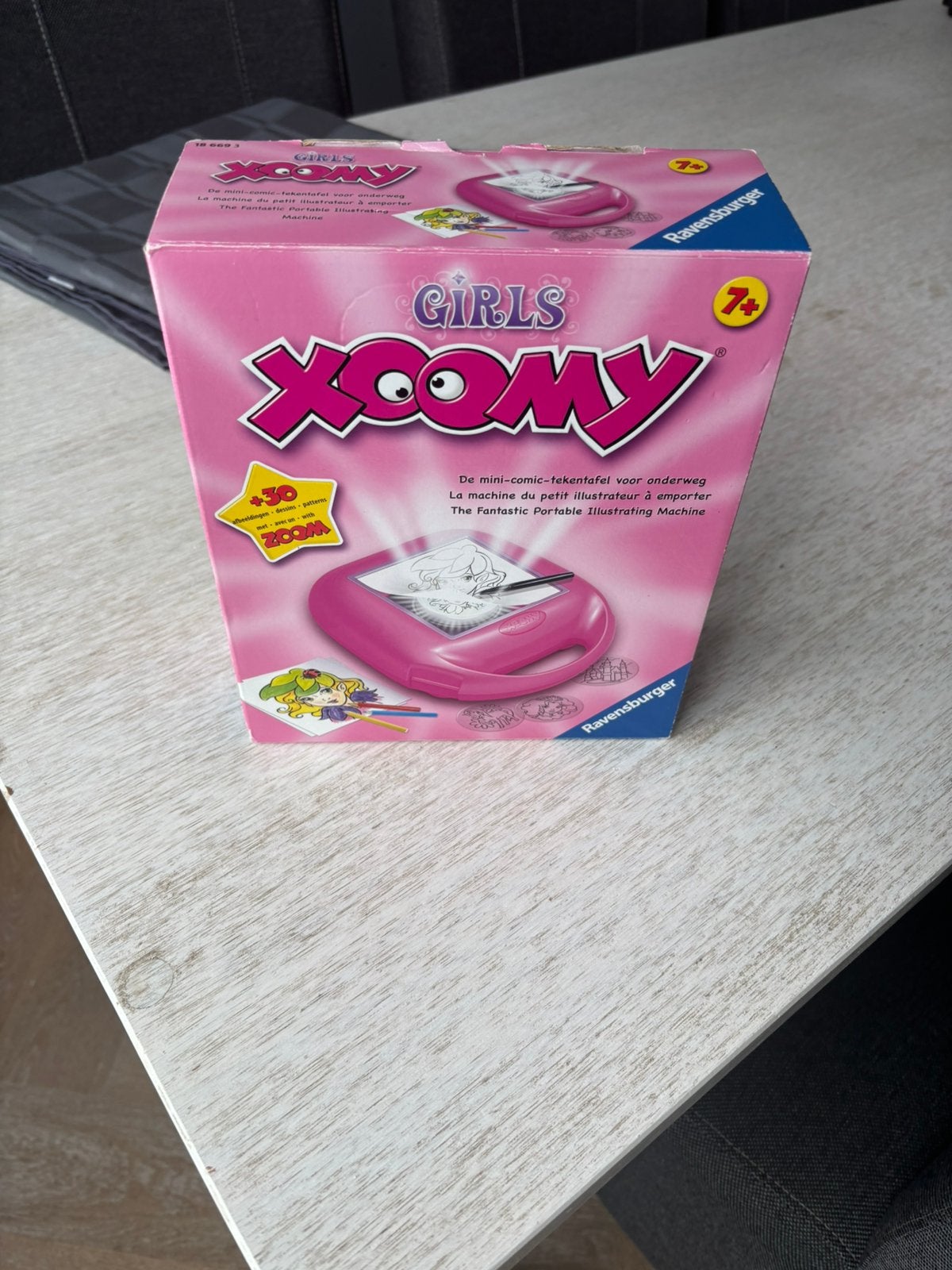 Xoomy girls, Hobby en Vrije tijd, Tekenen, Ophalen, Zo goed als nieuw, Overige typen