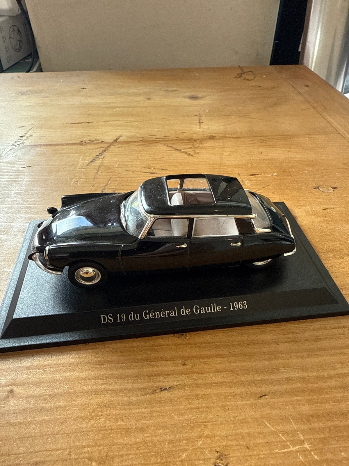 Miniatuur DS19 Generaal de Gaulle 1963, Ophalen of Verzenden, Gebruikt, Auto, Overige merken