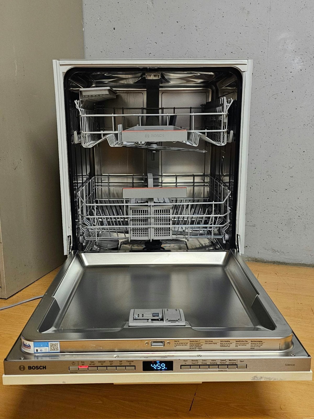 Luxe Bosch volledig integreerbare inbouw vaatwasser met Home, Ophalen of Verzenden, Zo goed als nieuw, Inbouw, Minder dan 85 cm