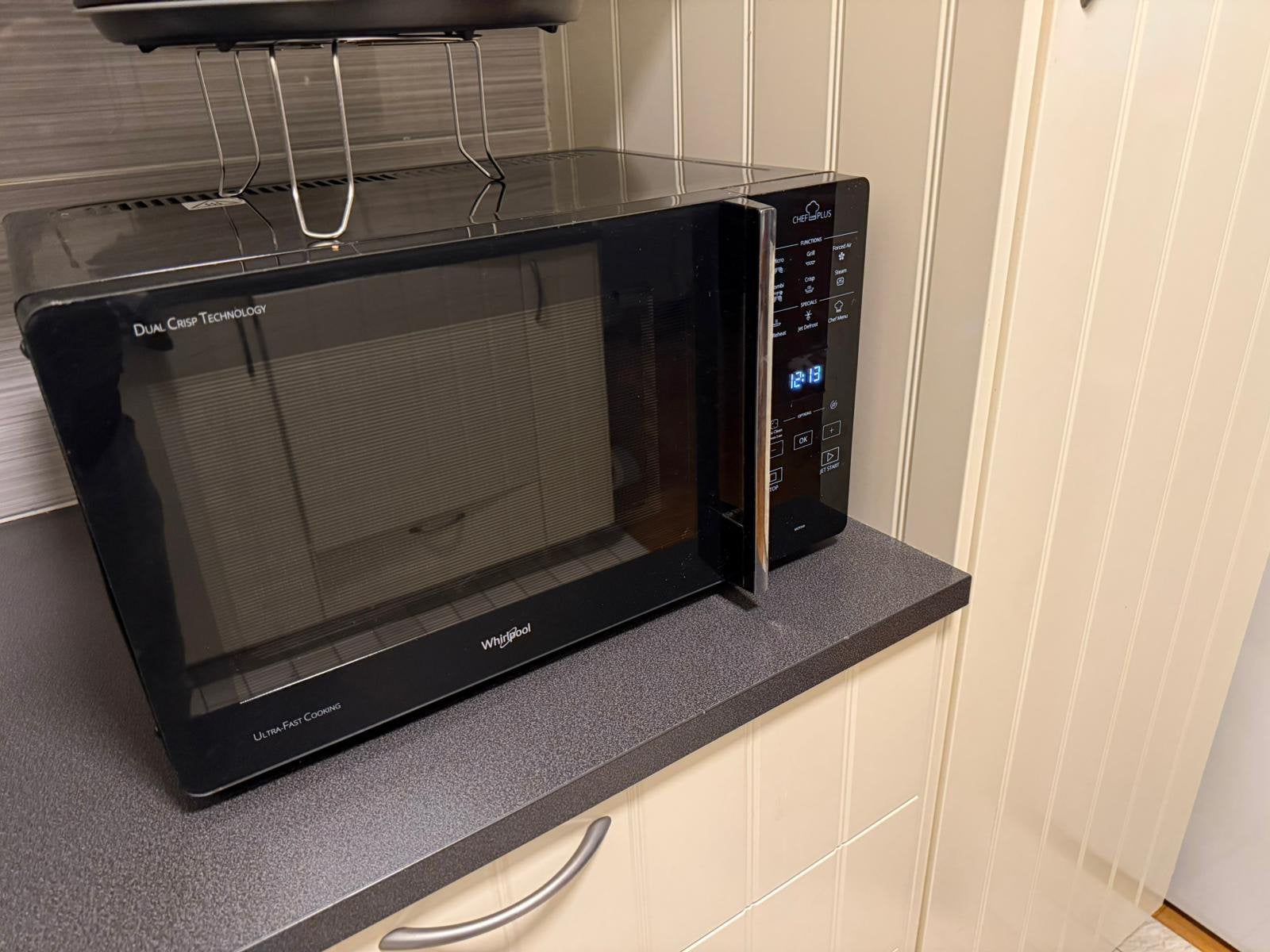 Whirlpool micro oven, Witgoed en Apparatuur, Ophalen, Zo goed als nieuw, Oven