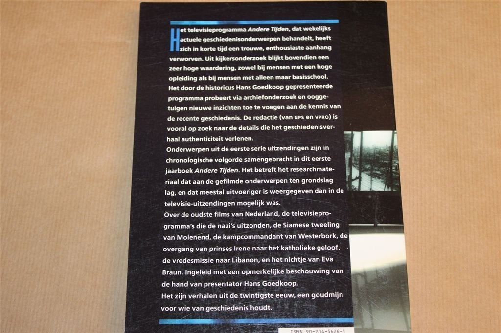 Andere Tijden — Recente Geschiedenis, NPS & VPRO, Ophalen of Verzenden, Gelezen, Europa