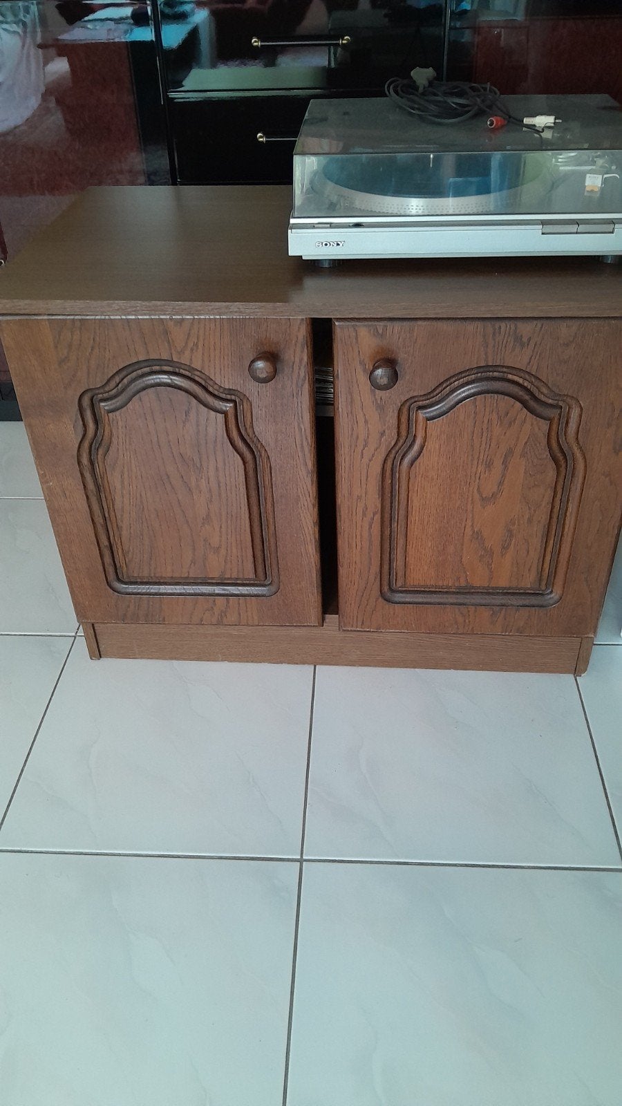 Houten kastje met deuren, Ophalen of Verzenden, Gebruikt