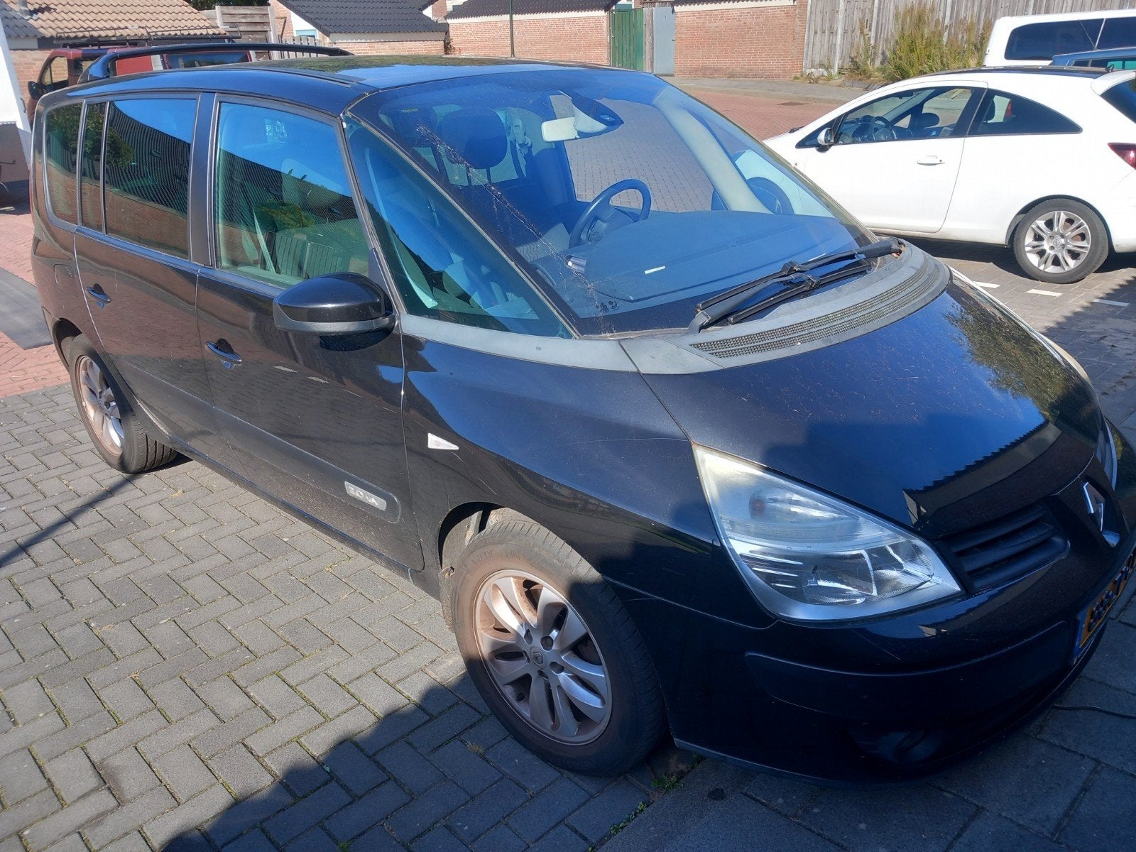 Renault Espace 2.0 16V 100KW E4 2008 Zwart, Auto's, Voorwielaandrijving, 1998 cc, 136 pk, 1800 kg