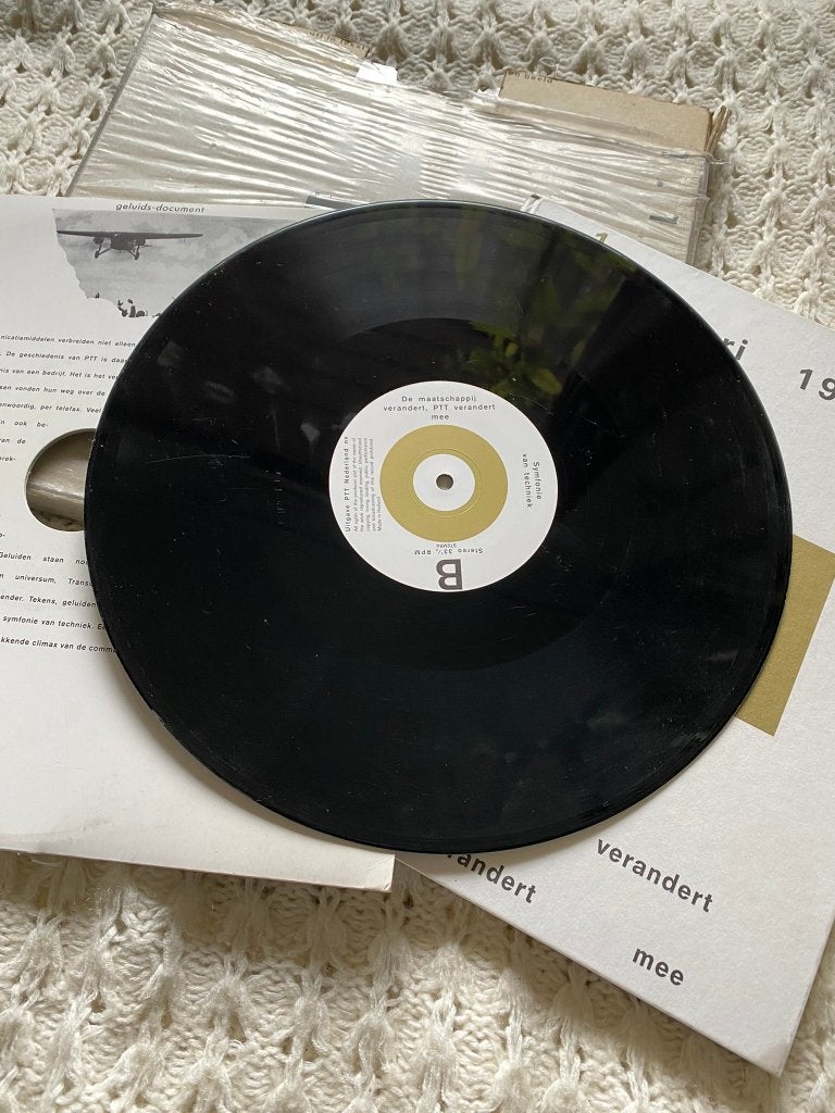 Speciale uitgave PTT-boek met LP uit 1989, Gebruikt, Ophalen of Verzenden, Inclusief boekje, 12 inch