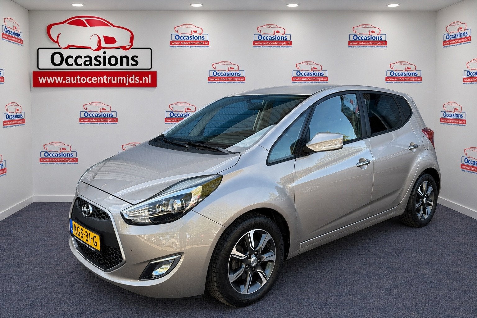 Hyundai IX20 1.4i Go! navigatie NIEUWSTAAT !, Auto's, Voorwielaandrijving, Stof, Gebruikt, 4 cilinders
