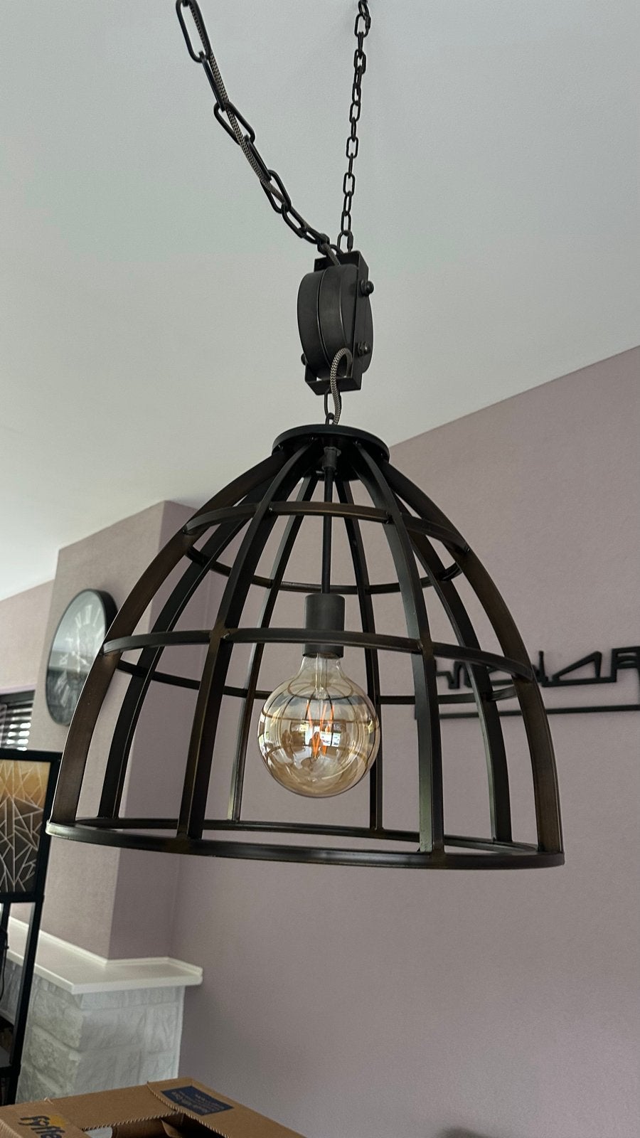 Industriële hanglamp met kooi en katrol, Ophalen, Zo goed als nieuw, Metaal, E27 (groot)