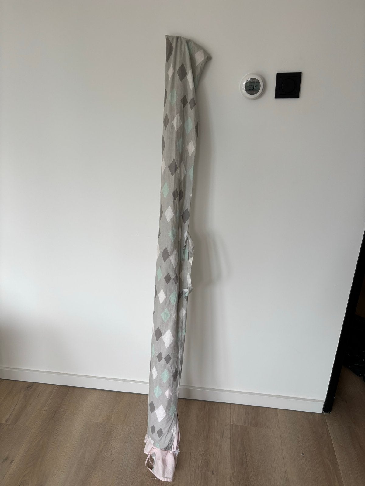 Leuke kinder tipi tent met ruitjespatroon, Kinderen en Baby's, Ophalen, Gebruikt, Hout
