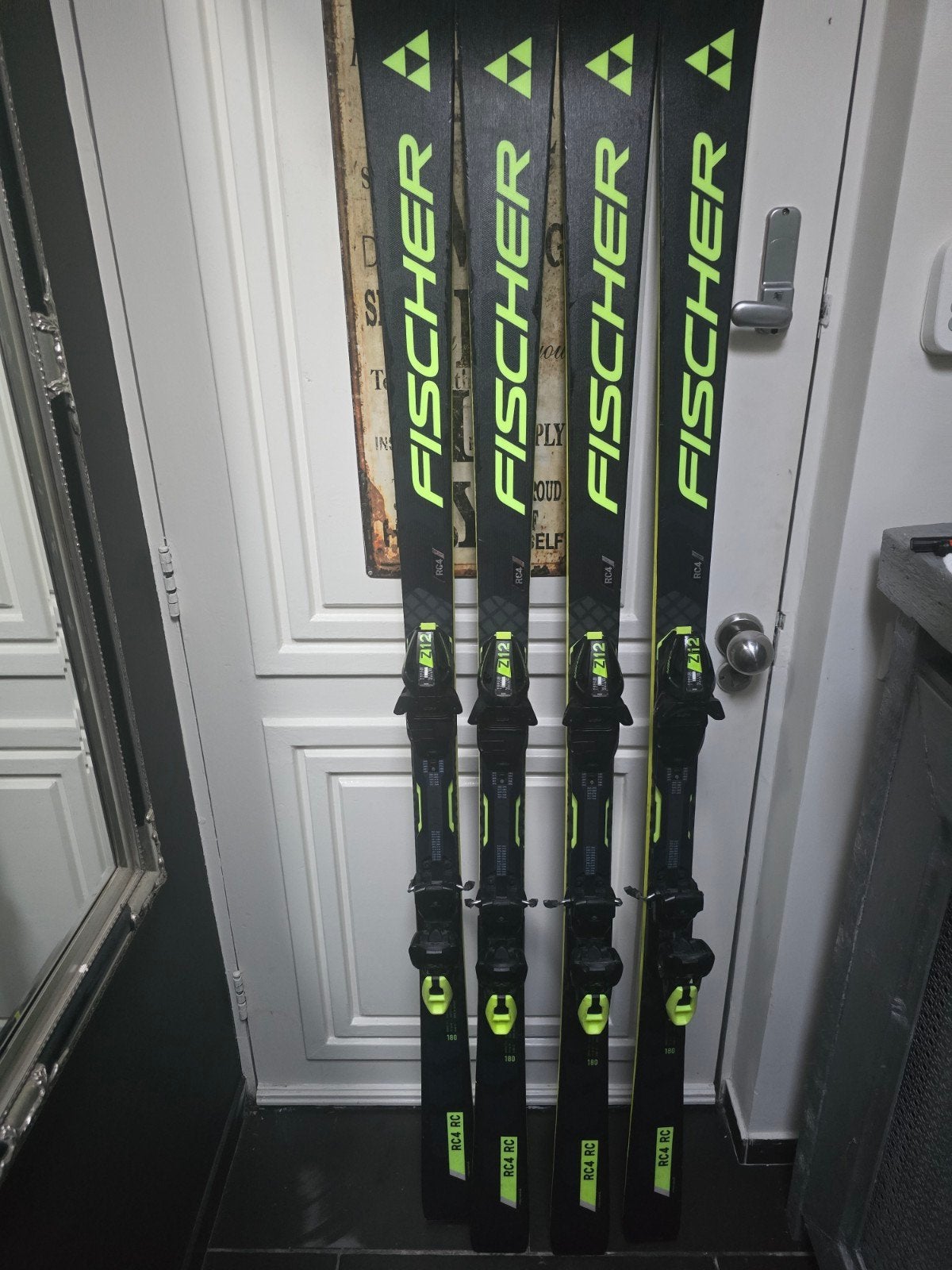 180cm 2025 FISCHER RC4 RC 1000€ GEVORDERD TOP.SKI, Ophalen of Verzenden, Zo goed als nieuw, Carve, Skiën