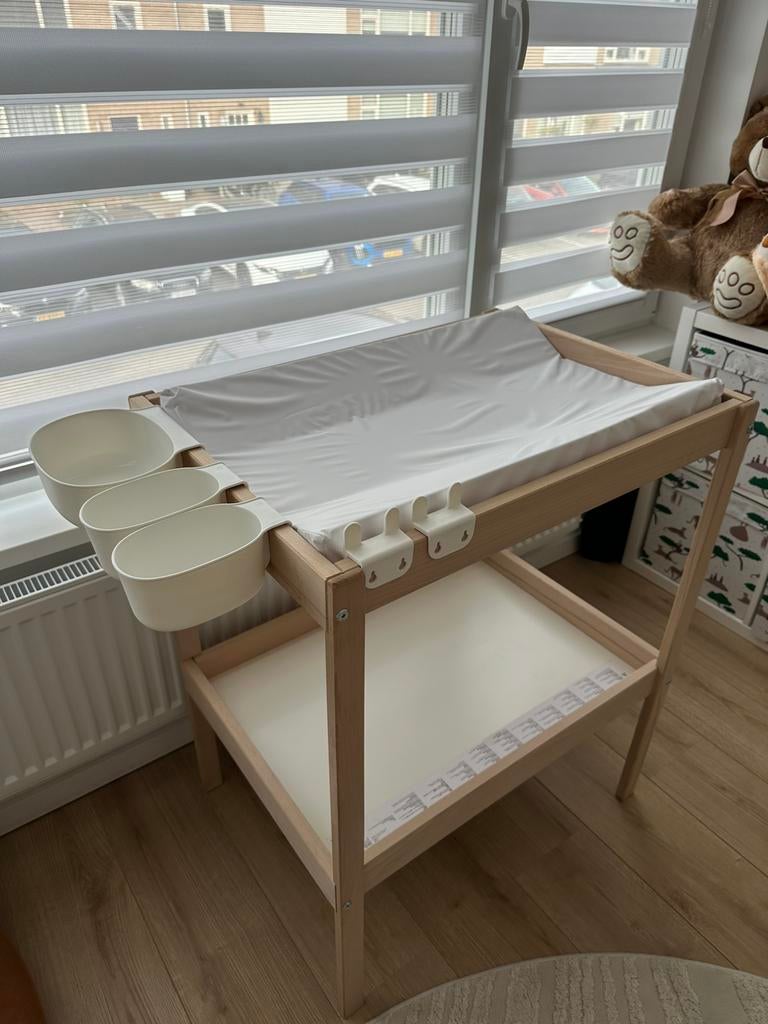 Aankleedtafel Singlar + kussen en accessoires, Minder dan 75 cm, 50 tot 70 cm, Zo goed als nieuw, Ophalen