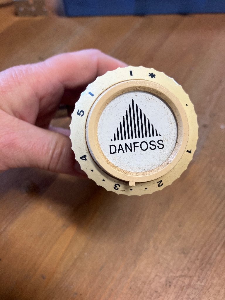 Danfoss thermostaatkraan, Ophalen, Gebruikt, Minder dan 30 cm, Overige typen