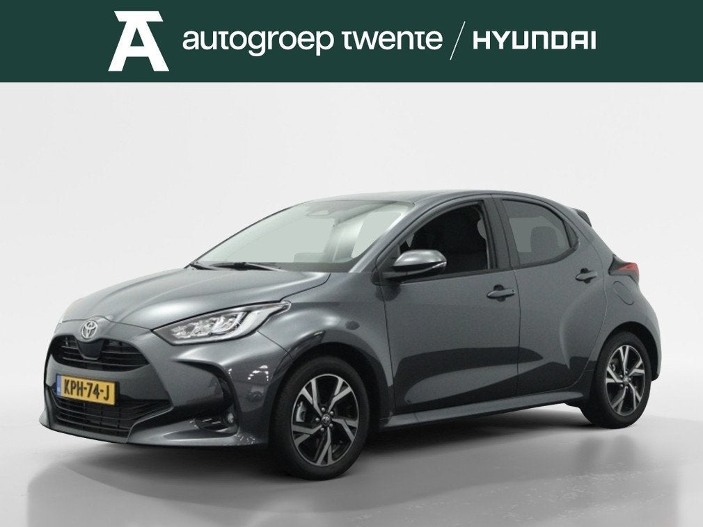 Toyota Yaris 1.5 Hybrid 115 Dynamic | LED | Camera | Private