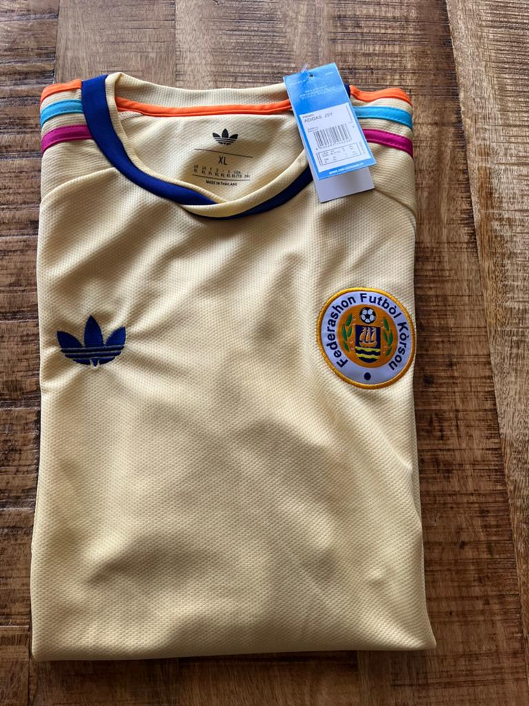 Voetbalshirt Curaçao XL, Sport en Fitness, Maat XL, Ophalen of Verzenden, Nieuw, Shirt