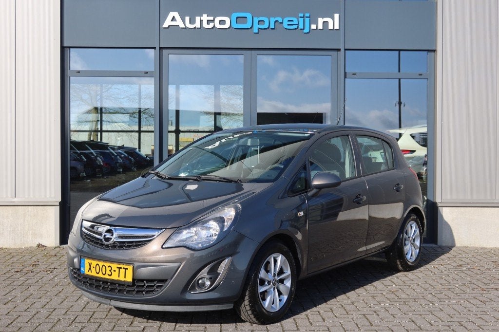 Opel CORSA  1.4 Design Edition 5drs. AUTOMAAT Airco, Trekhaa, Euro 5, 101 pk, Gebruikt, 1398 cc