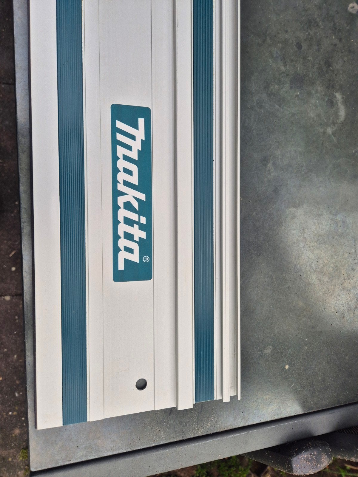 Makita liniaal/geleiderail, Doe-het-zelf en Verbouw, Ophalen, Minder dan 30 mm, Overige typen, Zo goed als nieuw