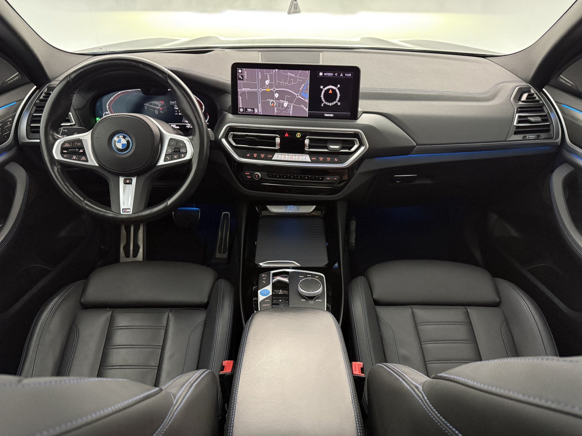 BMW iX3 High Executive 80 kWh M-Sport | Snelladen | SOH 93%, Automaat, Achterwielaandrijving, Gebruikt, 750 kg
