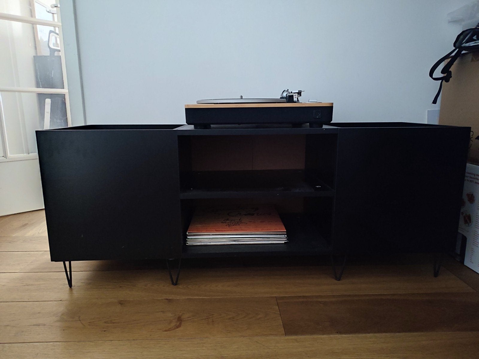 Vinyl Record Cabinet with Record Holder, Ophalen