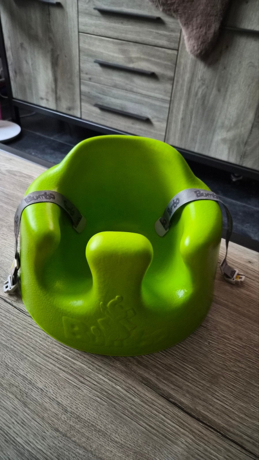Bumbo Babyzitje met Eetblad - Groen, Ophalen, Zo goed als nieuw, Overige typen, Afneembaar eetblad