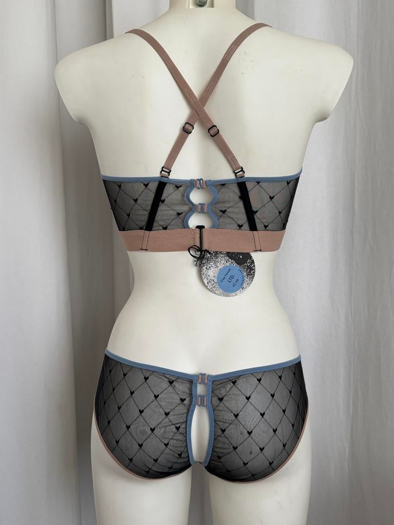 La Fille D'o 3-delige lingerieset met ondeugende accenten, Kleding | Dames, Ophalen of Verzenden, Overige kleuren, Setje