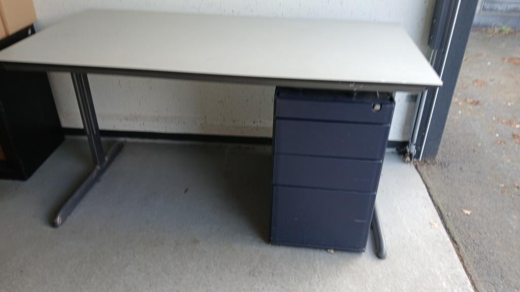 Bureau met los ladenkast gratis, Ophalen, In hoogte verstelbaar, Gebruikt
