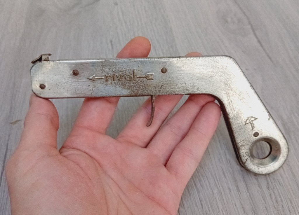 vintage pistool gas aansteker, Verzenden, Gebruikt, Aansteker