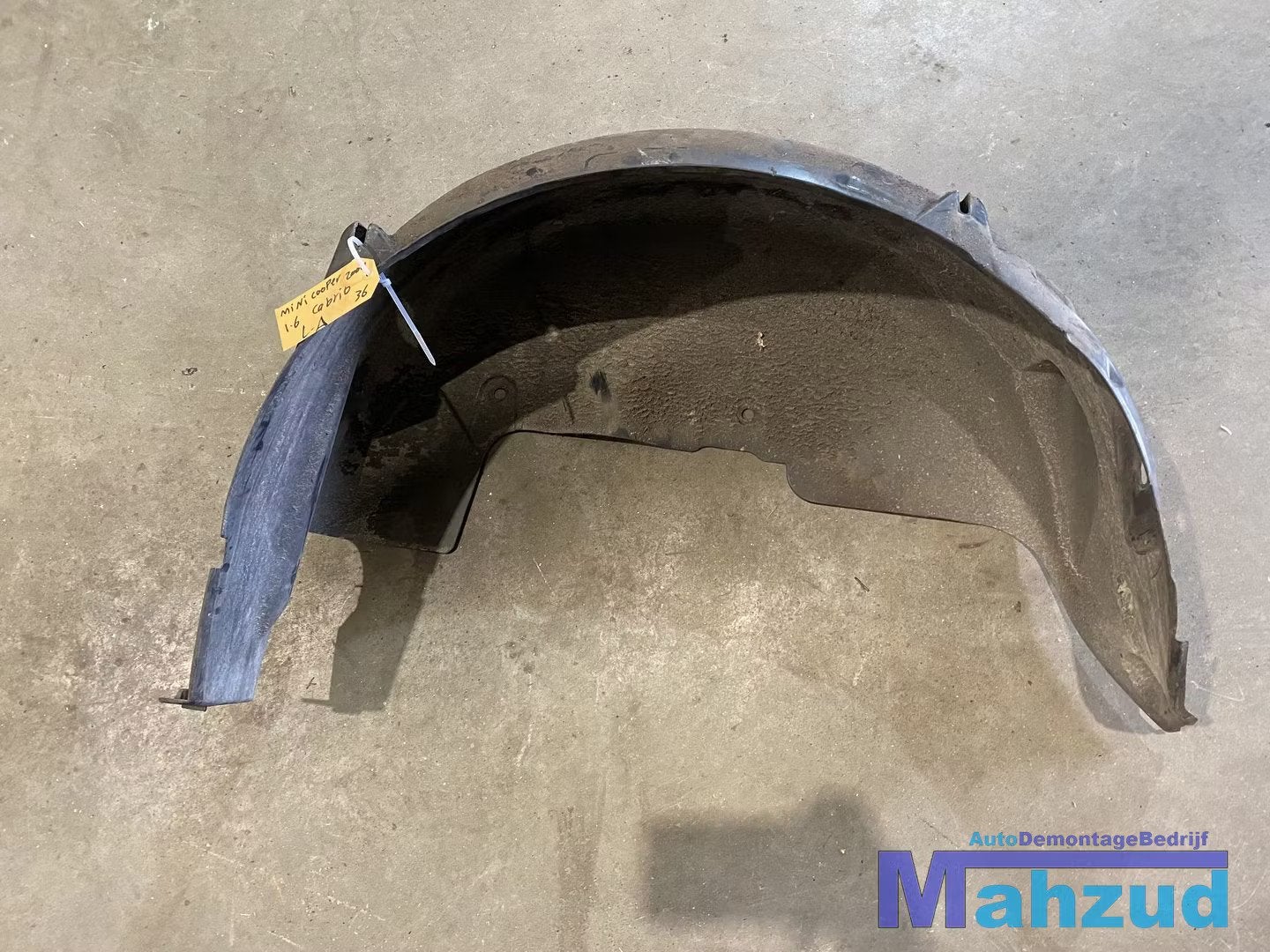 MINI COOPER ONE R50 R52 R53 Links achter modderkuip 2001-200, Gebruikt, Ophalen of Verzenden, Customer.service@mini.co.uk, Mini