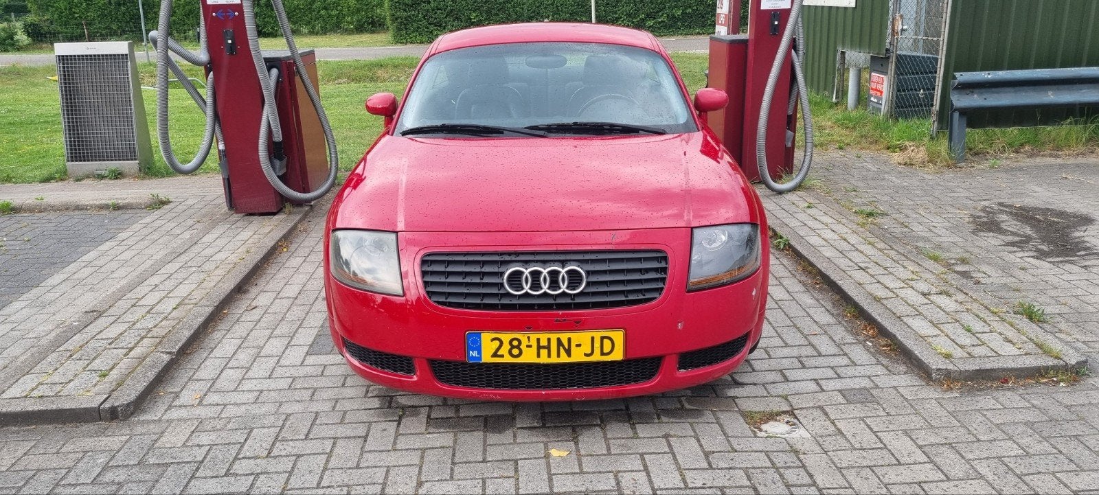Audi TT 1.8 T Coupe 132KW 2001 Rood, Auto's, Audi, Voorwielaandrijving, TT, 4 cilinders, Origineel Nederlands