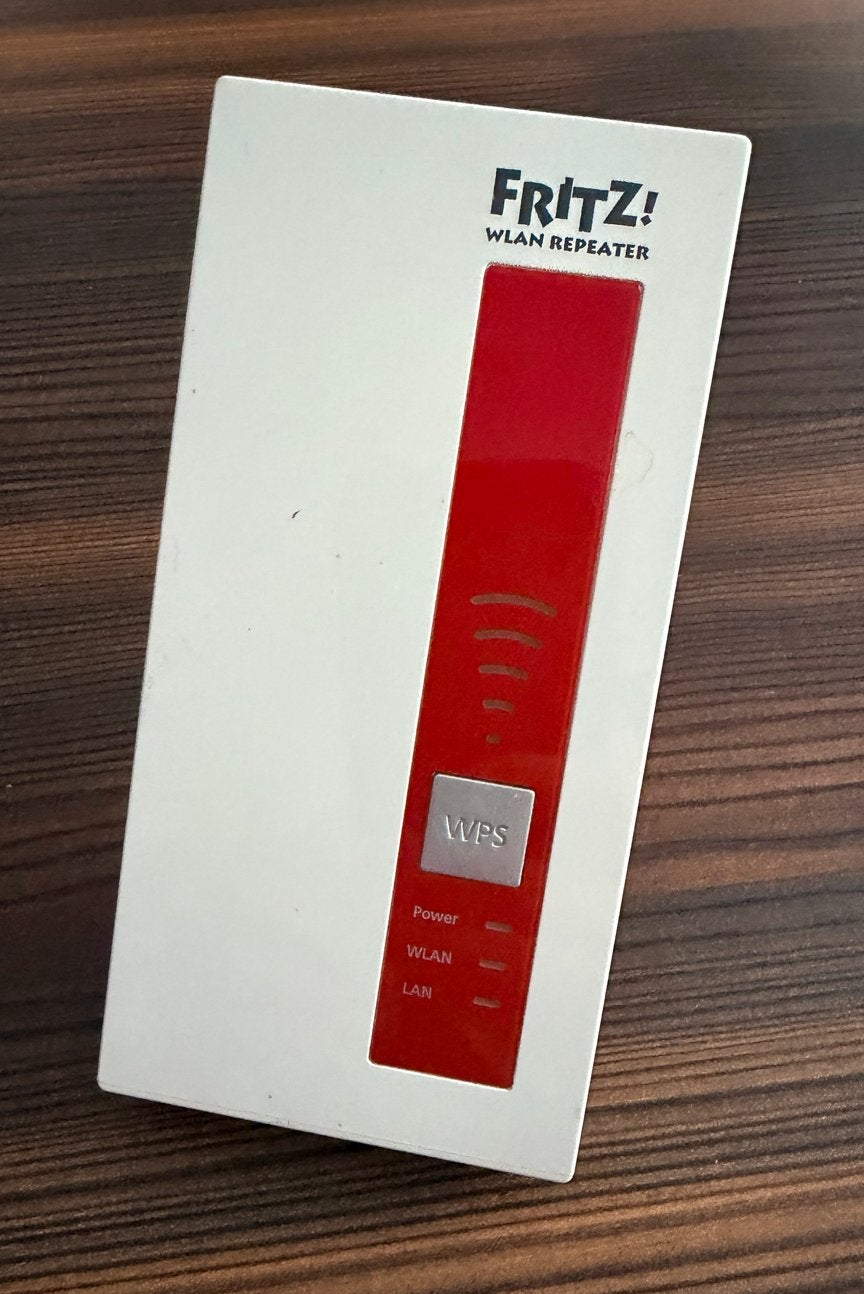FRITZ!WLAN Repeater 1750E - Wifi versterker, Computers en Software, WiFi-versterkers, Ophalen of Verzenden, Gebruikt