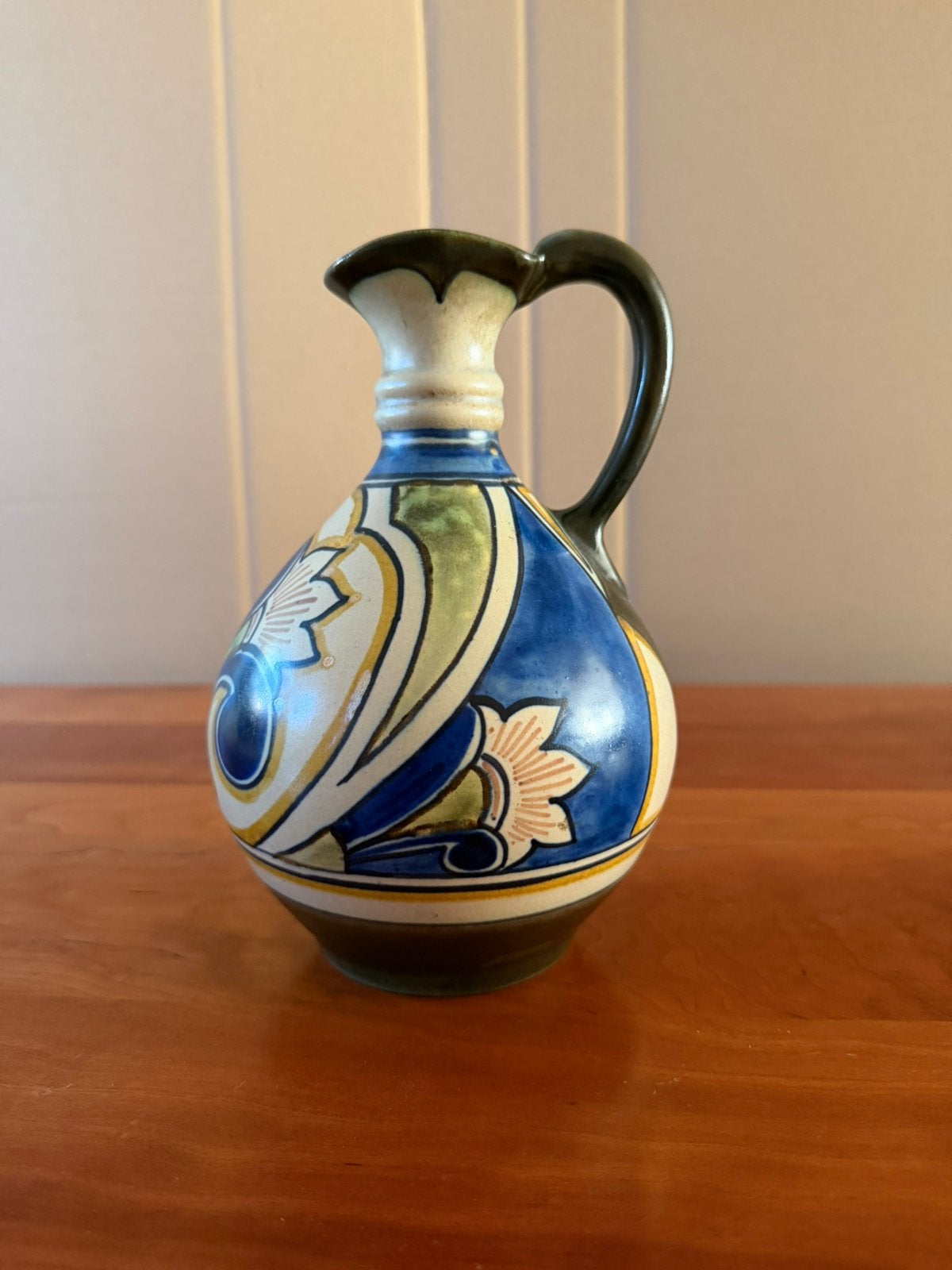 Puntgave Gouds Plateel kruik 'Damascus' – PZH Gouda (20 cm), Antiek en Kunst, Ophalen of Verzenden