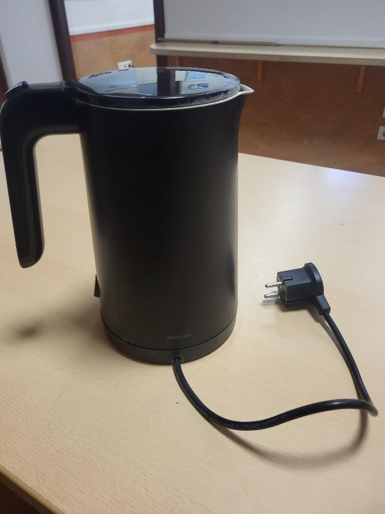 Waterkoker gratis, 1 tot 2 liter, Ophalen, Gebruikt