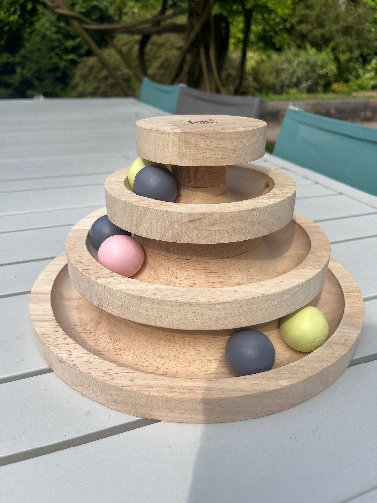 Designed by Lotte houten speeltoren Mia voor poezen & katten, Ophalen, Nieuw, Overig speelgoed
