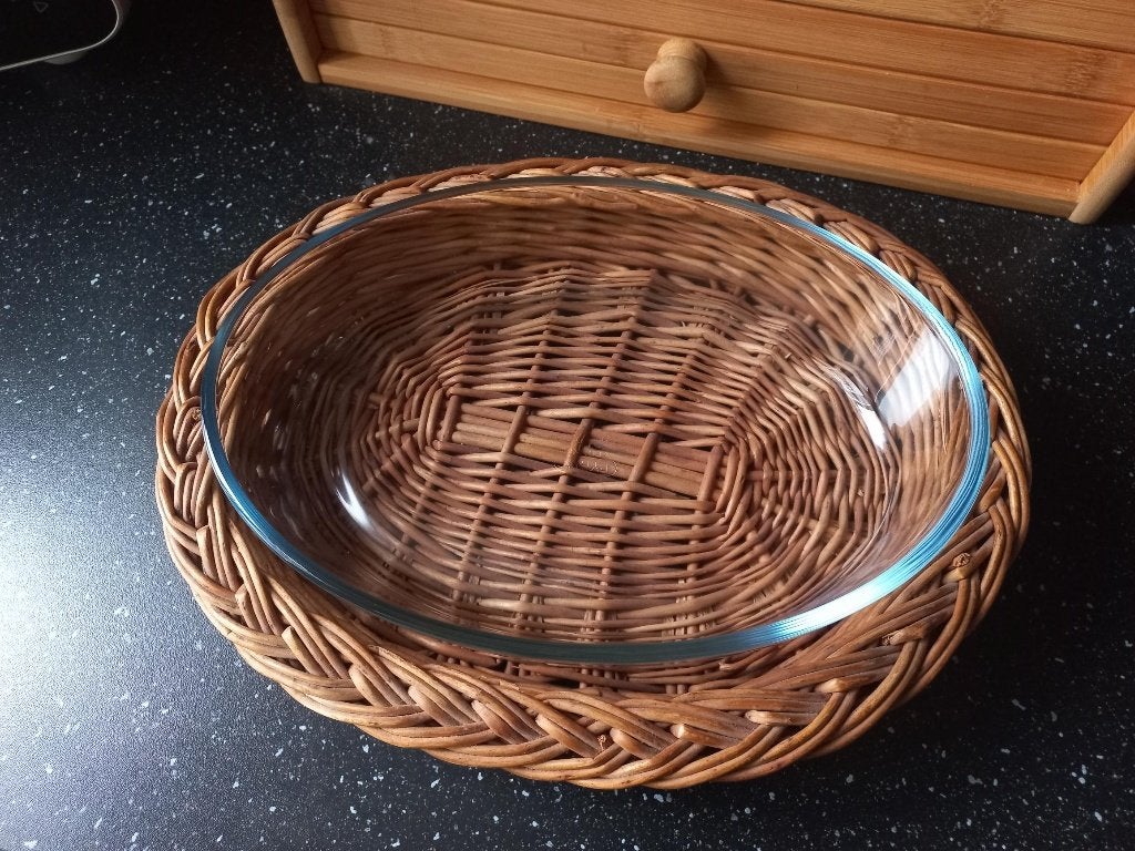 Ovaal rieten mandje voor Pyrex ovenschaal, Ophalen of Verzenden, Gebruikt, Ovaal, Riet