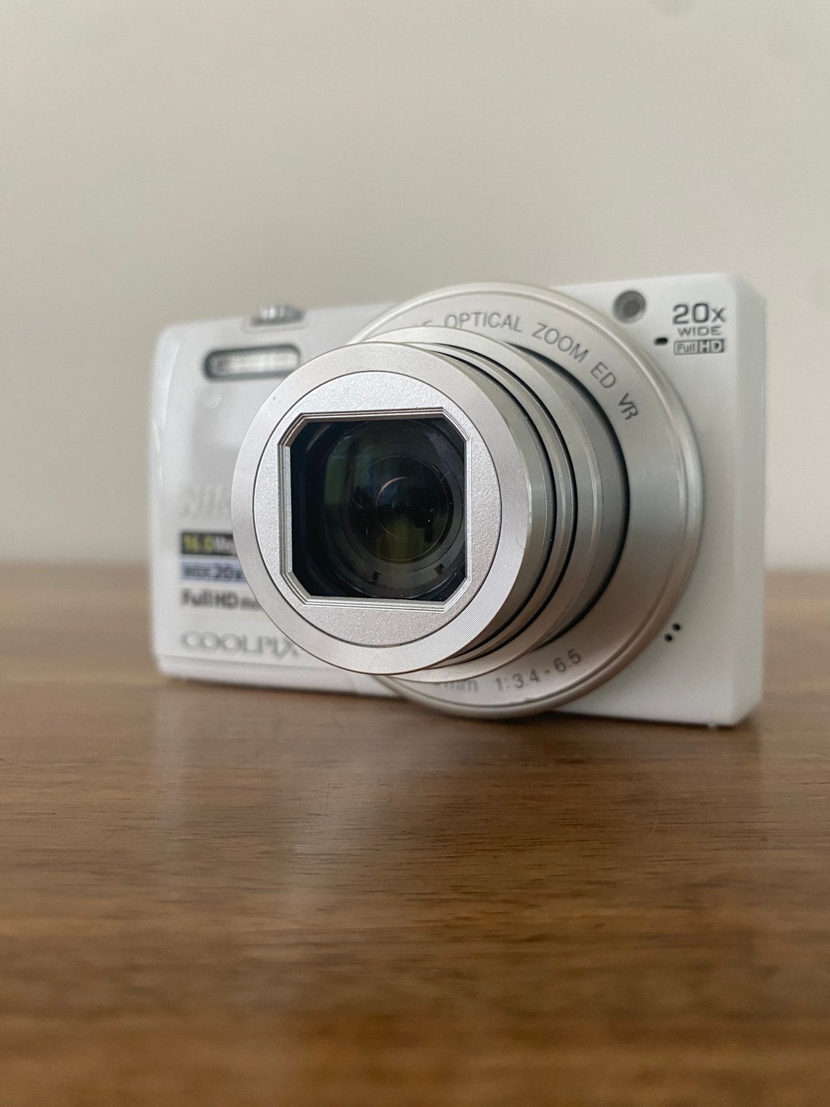 NIKON Coolpix S7000 - zeer nette staat!, Audio, Tv en Foto, Fotocamera's Digitaal, Ophalen, Ingebouwde flitser, 16 megapixels