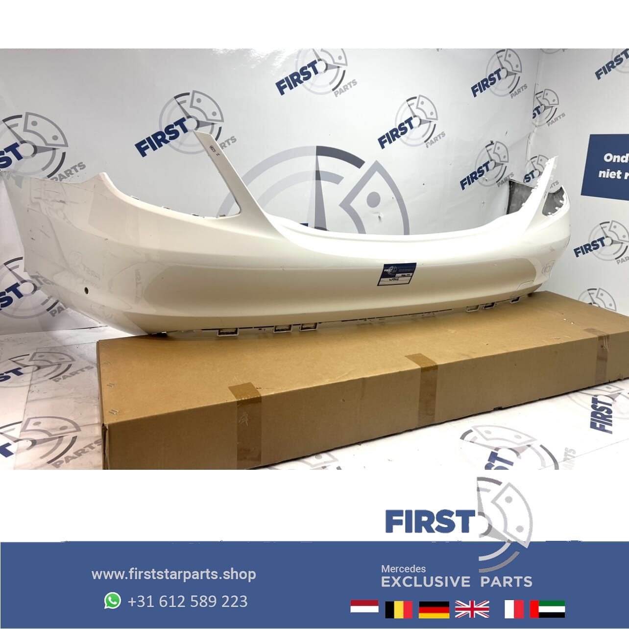 W205 achterbumper Mercedes C Klasse 2014-2019 wit/zwart/grij, Gebruikt, -, Ophalen of Verzenden, Achter