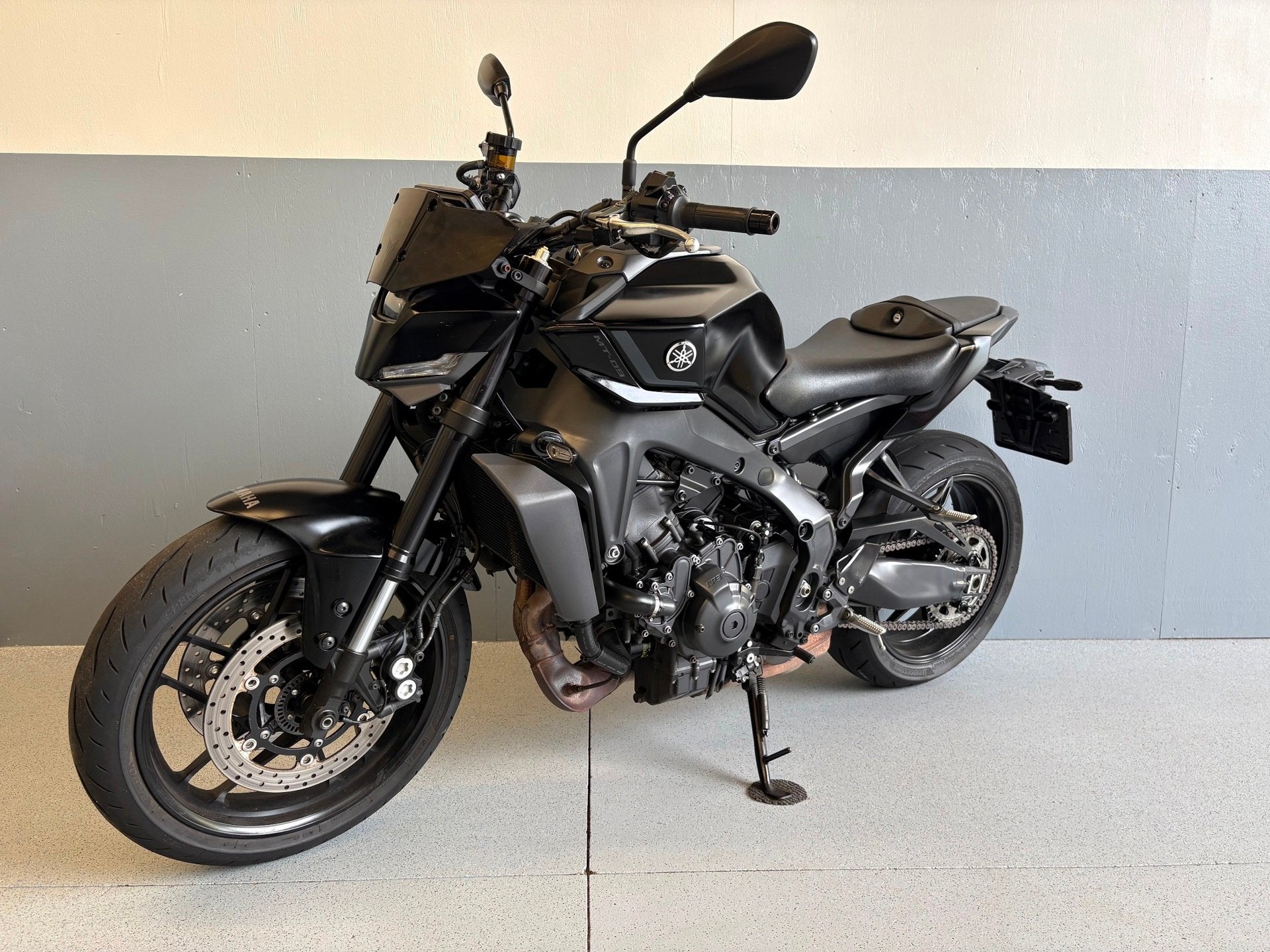 Yamaha Tour MT-09 / ABS / FULL MAT BLACK EDITION, 890 cc, Meer dan 35 kW, Toermotor, ABS