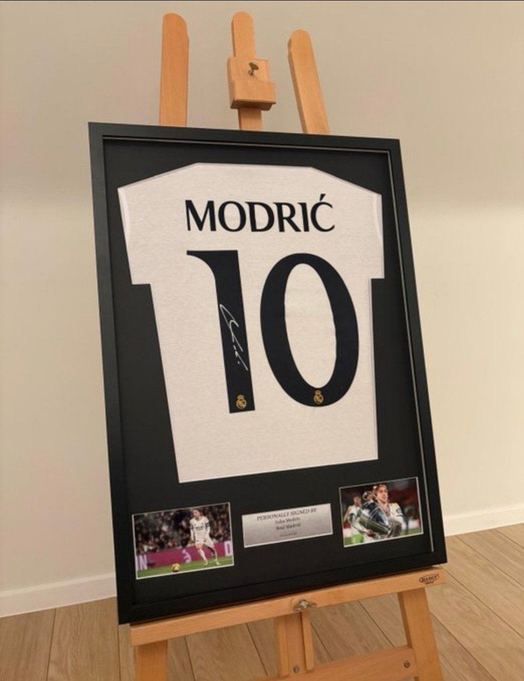 Luka Modric gesigneerd shirt Real Madrid ingelijst, Ophalen of Verzenden, Nieuw, Buitenlandse clubs, Shirt