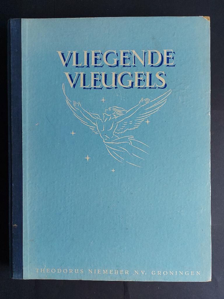 Plaatjes boek Vliegende Vleugels deel 1 uit 1947 (BK442), Ophalen of Verzenden, Gebruikt, Boek of Tijdschrift