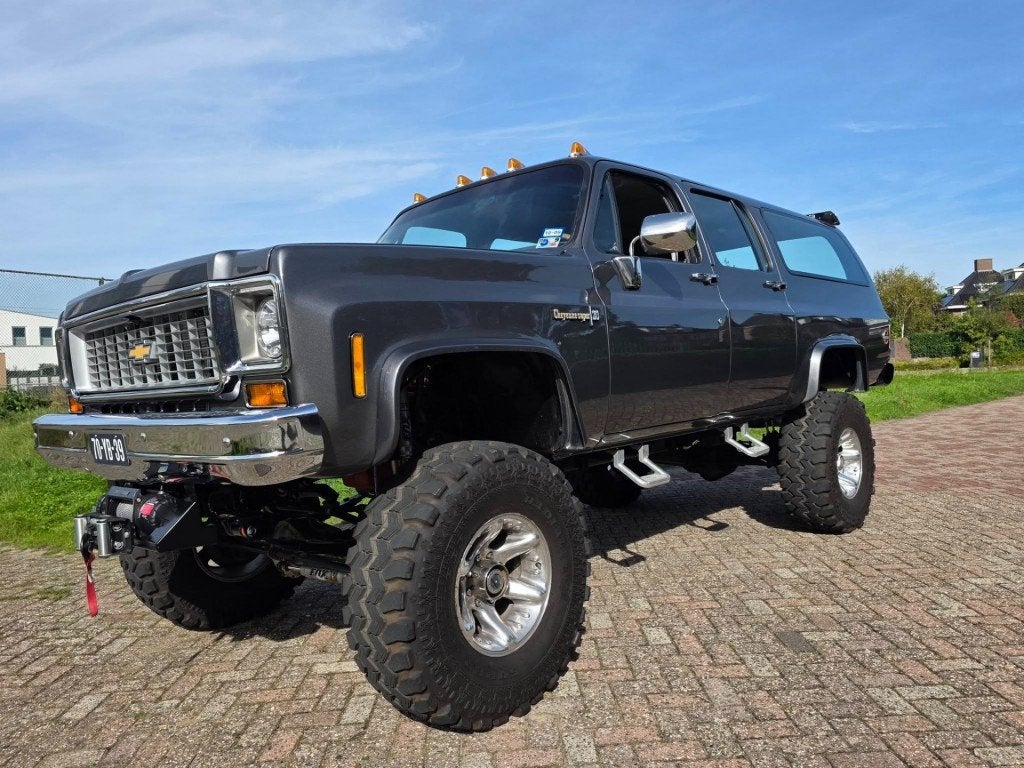 Chevrolet SUBURBAN, Auto's, Suburban, Gebruikt, 8 cilinders, 2000 kg