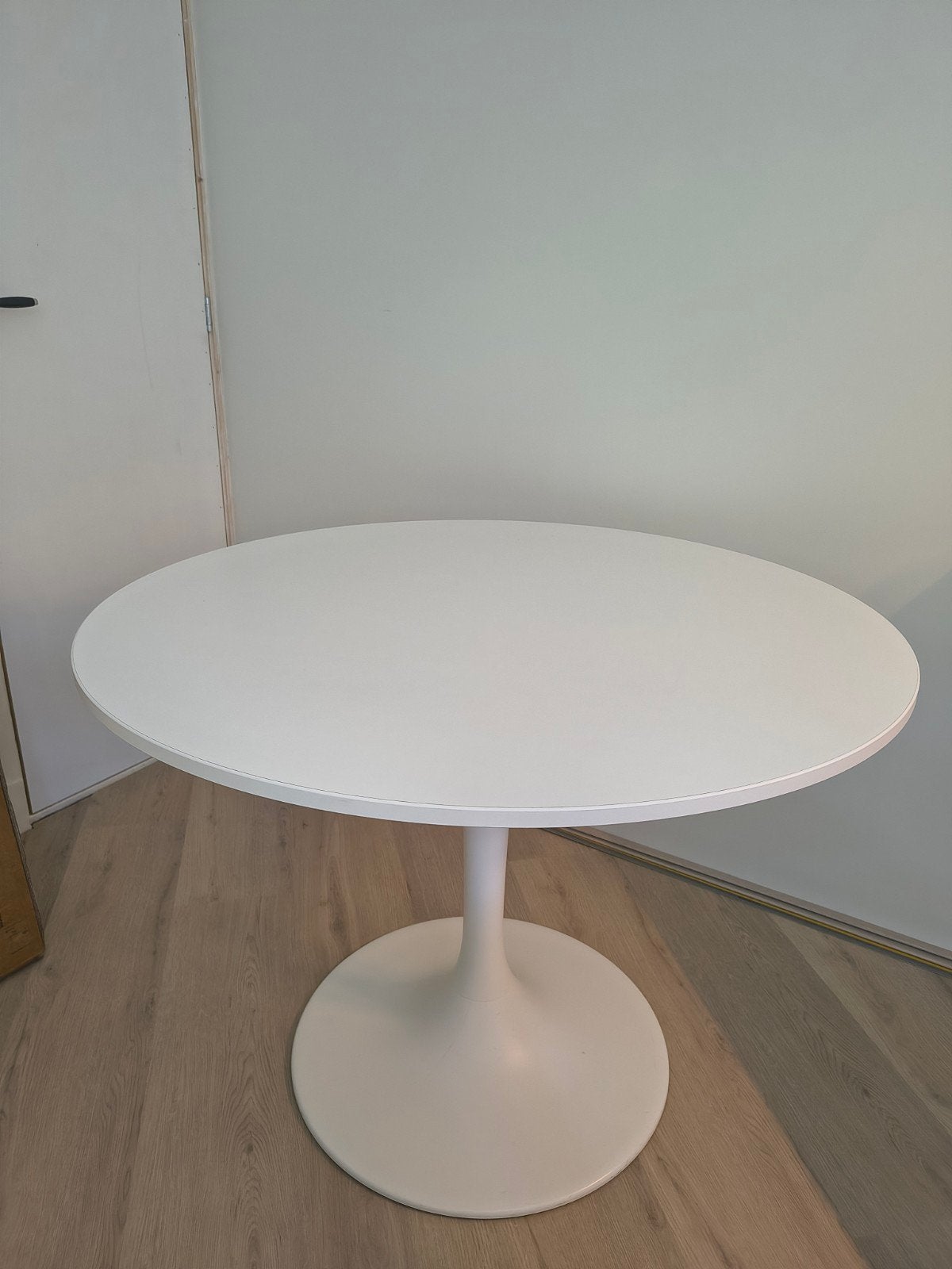 IKEA DOCKSTA tafel wit, 103 cm diameter, Huis en Inrichting, Ophalen, Gebruikt, Rond, 100 tot 150 cm