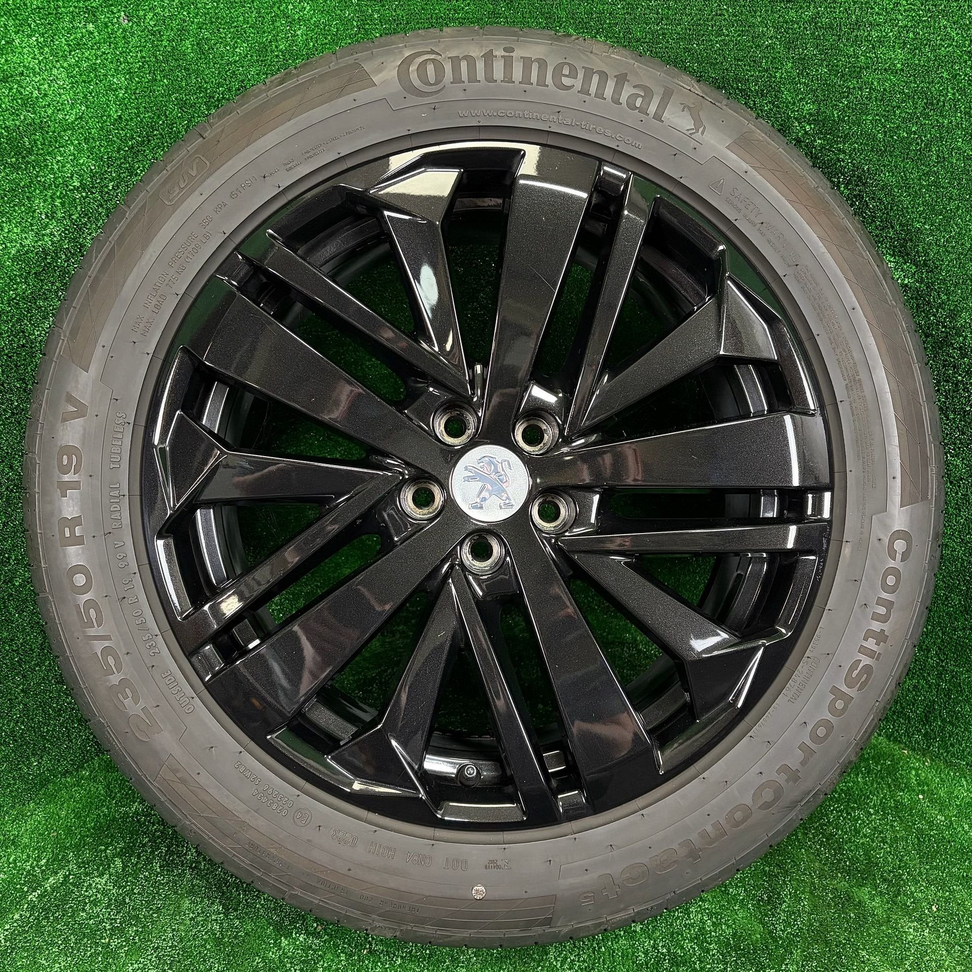 Originele 19 inch Peugeot Boston velgen banden 3008 5008, Auto-onderdelen, Banden en Velgen, 19 inch, Gebruikt, -, -