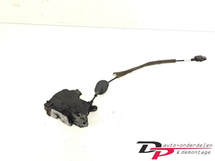 Deurslot Mechaniek 4Deurs rechts-voor van een Renault Clio, Auto-onderdelen, Gebruikt, -, Renault, -