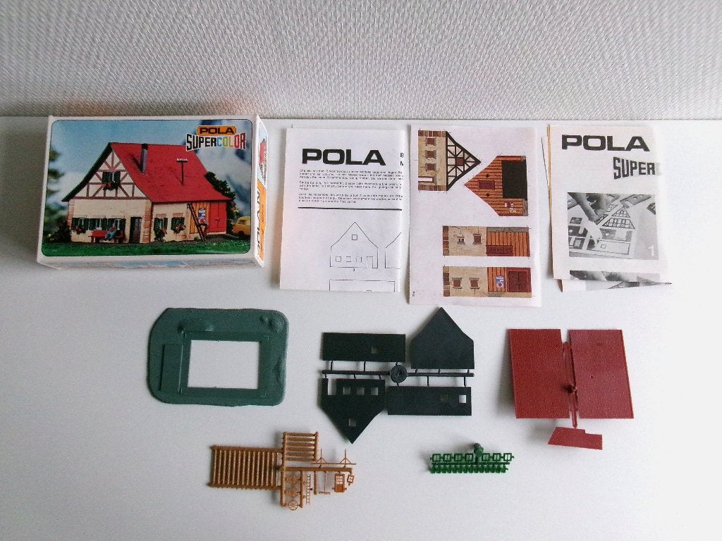 Pola N 234 Supercolor Boerenwoning Bouwpakket, Hobby en Vrije tijd, Modeltreinen | N-Spoor, Overige merken, Gelijkstroom, Brug, Tunnel of Gebouw
